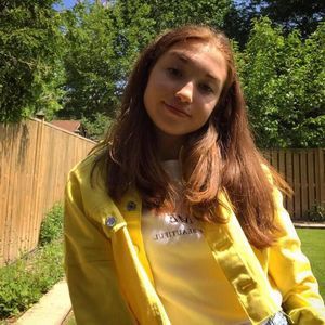 Meet your Posher, Julia